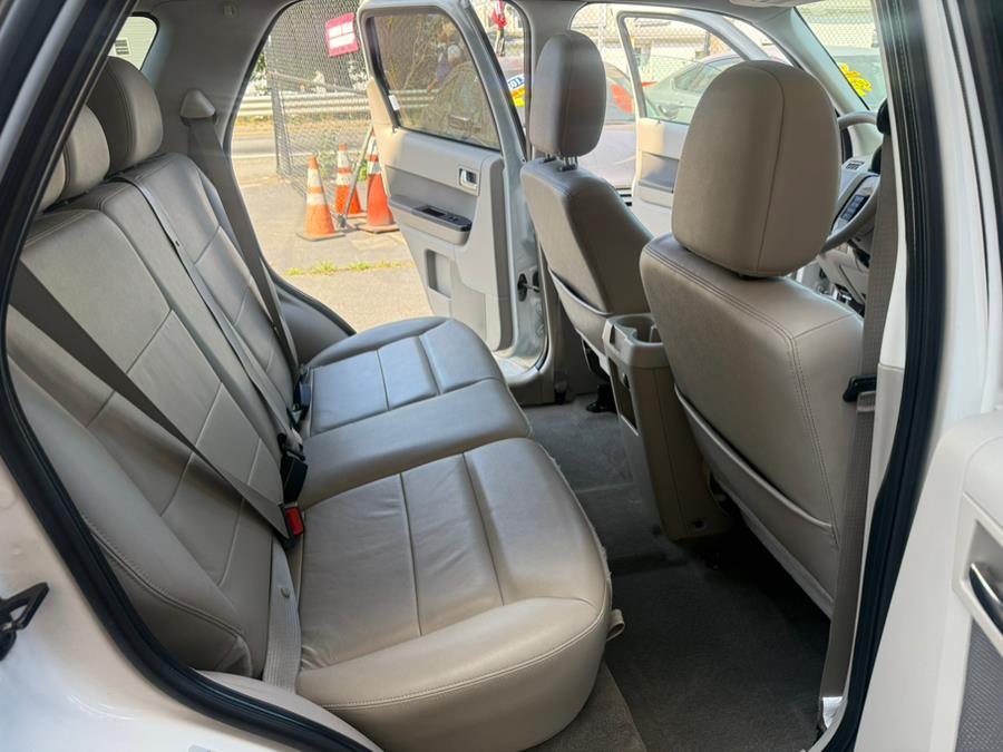 2009 Ford Escape 4WD 4dr V6, available for sale in Revere, Massachusetts | Wonderland Auto. Revere, Massachusetts 2009 Ford Escape 4WD 4dr V6, available for sale in Revere, Massachusetts | Wonderland Auto. Revere, Massachusetts