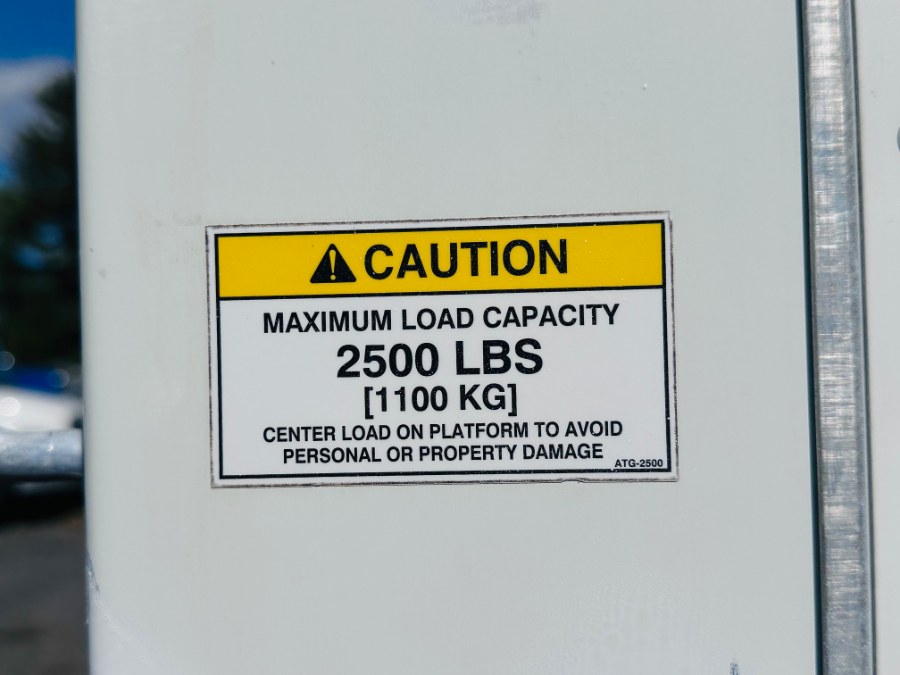 2022 Isuzu NRR 20 FEET DRY BOX + LOW MILES + LIFT GATE + NO CDL, available for sale in South Amboy, New Jersey | NJ Truck Spot. South Amboy, New Jersey 2022 Isuzu NRR 20 FEET DRY BOX + LOW MILES + LIFT GATE + NO CDL, available for sale in South Amboy, New Jersey | NJ Truck Spot. South Amboy, New Jersey