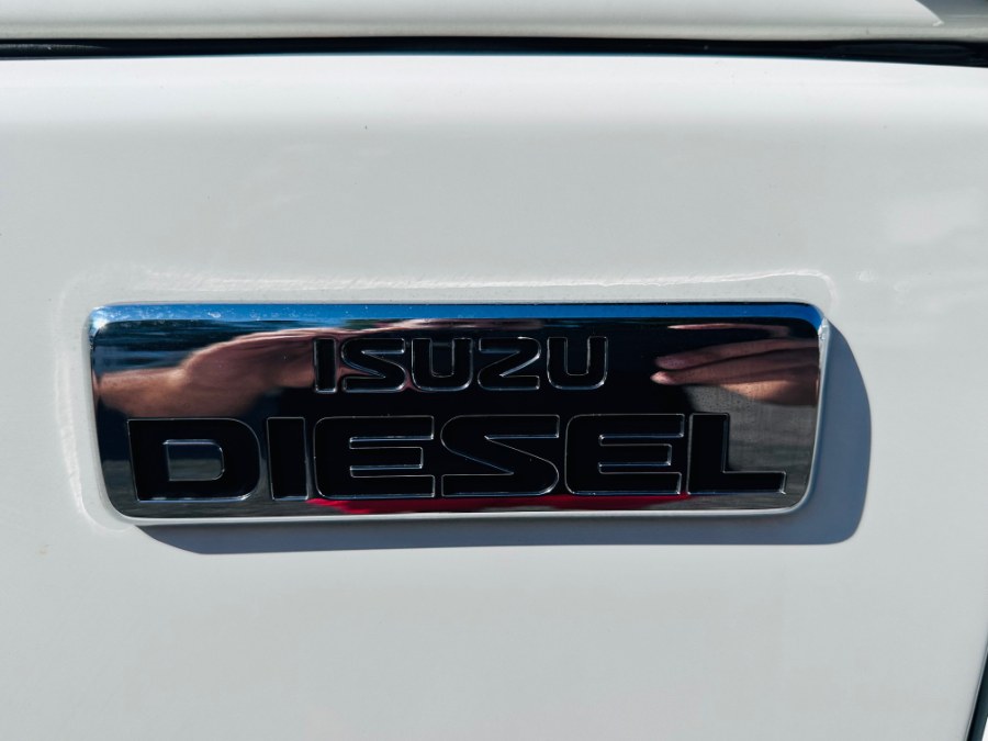 2022 Isuzu NRR 20 FEET DRY BOX + LOW MILES + LIFT GATE + NO CDL, available for sale in South Amboy, New Jersey | NJ Truck Spot. South Amboy, New Jersey 2022 Isuzu NRR 20 FEET DRY BOX + LOW MILES + LIFT GATE + NO CDL, available for sale in South Amboy, New Jersey | NJ Truck Spot. South Amboy, New Jersey