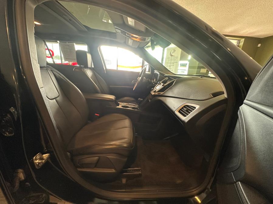2017 GMC Terrain AWD 4dr SLT, available for sale in West Hartford, Connecticut | AutoMax. West Hartford, Connecticut 2017 GMC Terrain AWD 4dr SLT, available for sale in West Hartford, Connecticut | AutoMax. West Hartford, Connecticut
