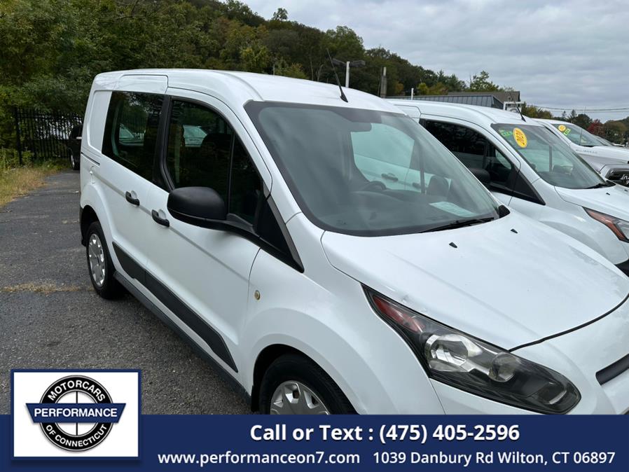Used 2016 Ford Transit Connect in Wilton, Connecticut | Performance Motor Cars Of Connecticut LLC. Wilton, Connecticut