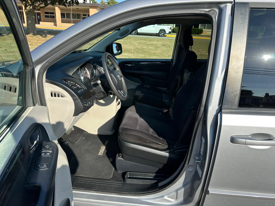 2014 Dodge Grand Caravan 4dr Wgn SE, available for sale in Copiague, New York | Great Deal Motors. Copiague, New York 2014 Dodge Grand Caravan 4dr Wgn SE, available for sale in Copiague, New York | Great Deal Motors. Copiague, New York