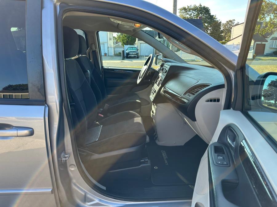 2014 Dodge Grand Caravan 4dr Wgn SE, available for sale in Copiague, New York | Great Deal Motors. Copiague, New York 2014 Dodge Grand Caravan 4dr Wgn SE, available for sale in Copiague, New York | Great Deal Motors. Copiague, New York