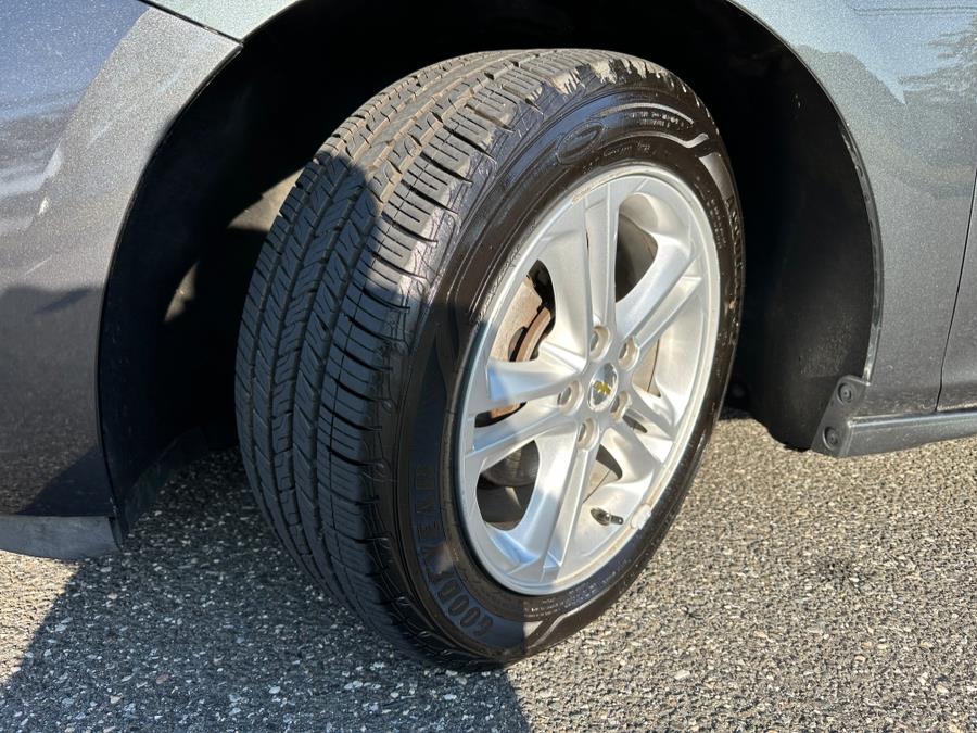 2018 Chevrolet Cruze 4dr HB 1.4L LT w/1SD, available for sale in Copiague, New York | Great Deal Motors. Copiague, New York 2018 Chevrolet Cruze 4dr HB 1.4L LT w/1SD, available for sale in Copiague, New York | Great Deal Motors. Copiague, New York