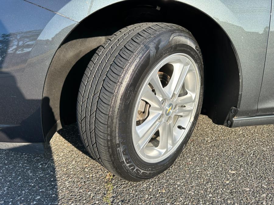 2018 Chevrolet Cruze 4dr HB 1.4L LT w/1SD, available for sale in Copiague, New York | Great Deal Motors. Copiague, New York 2018 Chevrolet Cruze 4dr HB 1.4L LT w/1SD, available for sale in Copiague, New York | Great Deal Motors. Copiague, New York