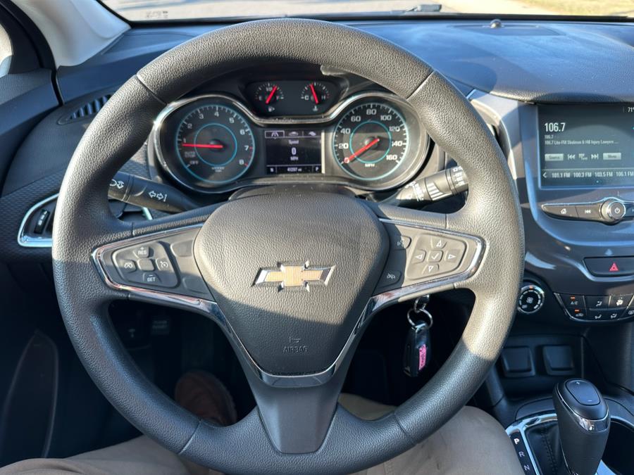 2018 Chevrolet Cruze 4dr HB 1.4L LT w/1SD, available for sale in Copiague, New York | Great Deal Motors. Copiague, New York 2018 Chevrolet Cruze 4dr HB 1.4L LT w/1SD, available for sale in Copiague, New York | Great Deal Motors. Copiague, New York