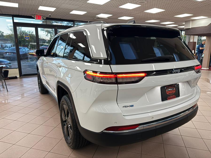 2024 Jeep Grand Cherokee 4xe 4x4, available for sale in Massapequa Park, New York | Power Motors East. Massapequa Park, New York 2024 Jeep Grand Cherokee 4xe 4x4, available for sale in Massapequa Park, New York | Power Motors East. Massapequa Park, New York