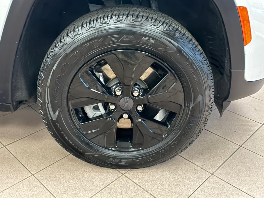 2024 Jeep Grand Cherokee 4xe 4x4, available for sale in Massapequa Park, New York | Power Motors East. Massapequa Park, New York 2024 Jeep Grand Cherokee 4xe 4x4, available for sale in Massapequa Park, New York | Power Motors East. Massapequa Park, New York