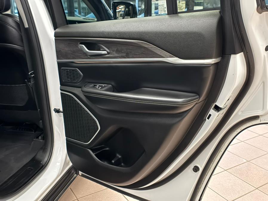 2024 Jeep Grand Cherokee 4xe 4x4, available for sale in Massapequa Park, New York | Power Motors East. Massapequa Park, New York 2024 Jeep Grand Cherokee 4xe 4x4, available for sale in Massapequa Park, New York | Power Motors East. Massapequa Park, New York