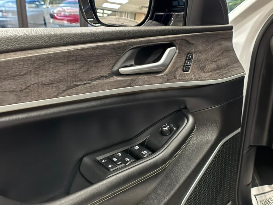 2024 Jeep Grand Cherokee 4xe 4x4, available for sale in Massapequa Park, New York | Power Motors East. Massapequa Park, New York 2024 Jeep Grand Cherokee 4xe 4x4, available for sale in Massapequa Park, New York | Power Motors East. Massapequa Park, New York