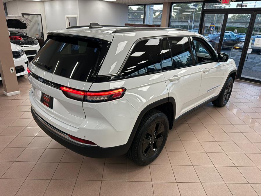 2024 Jeep Grand Cherokee 4xe 4x4, available for sale in Massapequa Park, New York | Power Motors East. Massapequa Park, New York 2024 Jeep Grand Cherokee 4xe 4x4, available for sale in Massapequa Park, New York | Power Motors East. Massapequa Park, New York