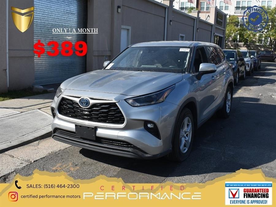 Used 2021 Toyota Highlander Hybrid in Valley Stream, New York | Certified Performance Motors. Valley Stream, New York