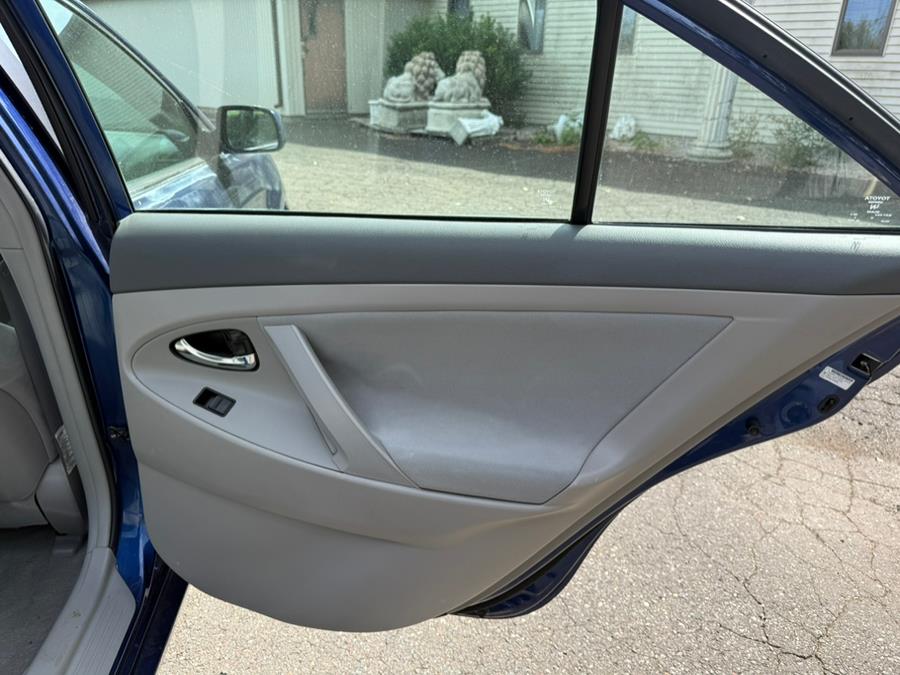 2007 Toyota Camry 4dr Sdn I4 Auto LE (Natl), available for sale in East Windsor, Connecticut | STS Automotive. East Windsor, Connecticut 2007 Toyota Camry 4dr Sdn I4 Auto LE (Natl), available for sale in East Windsor, Connecticut | STS Automotive. East Windsor, Connecticut