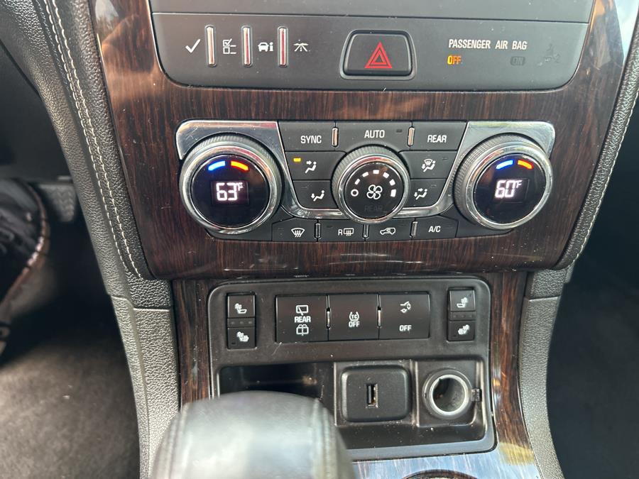 2016 Chevrolet Traverse AWD 4dr LT w/2LT, available for sale in Vernon Rockville, Connecticut | Vernon Motor Cars. Vernon Rockville, Connecticut 2016 Chevrolet Traverse AWD 4dr LT w/2LT, available for sale in Vernon Rockville, Connecticut | Vernon Motor Cars. Vernon Rockville, Connecticut