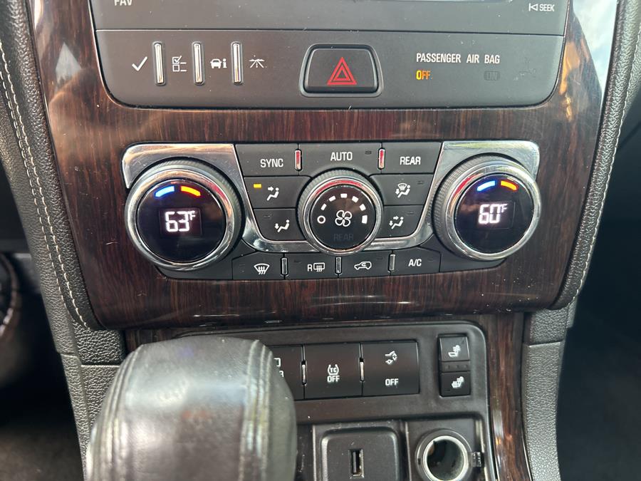 2016 Chevrolet Traverse AWD 4dr LT w/2LT, available for sale in Vernon Rockville, Connecticut | Vernon Motor Cars. Vernon Rockville, Connecticut 2016 Chevrolet Traverse AWD 4dr LT w/2LT, available for sale in Vernon Rockville, Connecticut | Vernon Motor Cars. Vernon Rockville, Connecticut