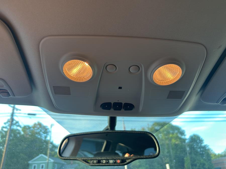 2016 Chevrolet Traverse AWD 4dr LT w/2LT, available for sale in Vernon Rockville, Connecticut | Vernon Motor Cars. Vernon Rockville, Connecticut 2016 Chevrolet Traverse AWD 4dr LT w/2LT, available for sale in Vernon Rockville, Connecticut | Vernon Motor Cars. Vernon Rockville, Connecticut