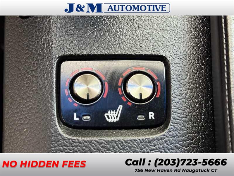 2014 Toyota Avalon XLE Premium, available for sale in Naugatuck, Connecticut | J&M Automotive Sls&Svc LLC. Naugatuck, Connecticut 2014 Toyota Avalon XLE Premium, available for sale in Naugatuck, Connecticut | J&M Automotive Sls&Svc LLC. Naugatuck, Connecticut
