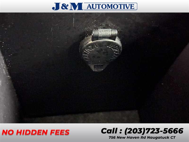 2014 Toyota Avalon XLE Premium, available for sale in Naugatuck, Connecticut | J&M Automotive Sls&Svc LLC. Naugatuck, Connecticut 2014 Toyota Avalon XLE Premium, available for sale in Naugatuck, Connecticut | J&M Automotive Sls&Svc LLC. Naugatuck, Connecticut