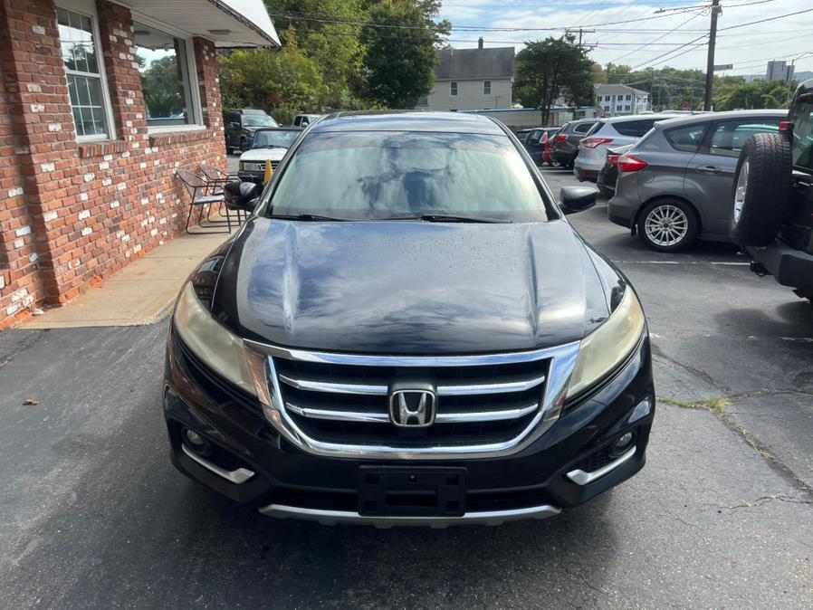 2013 Honda Crosstour 4WD V6 5dr EX-L w/Navi, available for sale in Naugatuck, Connecticut | Riverside Motorcars, LLC. Naugatuck, Connecticut 2013 Honda Crosstour 4WD V6 5dr EX-L w/Navi, available for sale in Naugatuck, Connecticut | Riverside Motorcars, LLC. Naugatuck, Connecticut