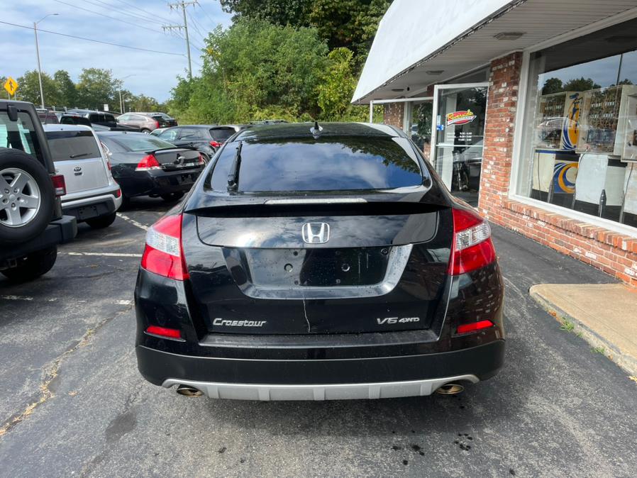 2013 Honda Crosstour 4WD V6 5dr EX-L w/Navi, available for sale in Naugatuck, Connecticut | Riverside Motorcars, LLC. Naugatuck, Connecticut 2013 Honda Crosstour 4WD V6 5dr EX-L w/Navi, available for sale in Naugatuck, Connecticut | Riverside Motorcars, LLC. Naugatuck, Connecticut