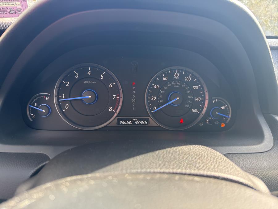 2010 Honda Accord Crosstour 4WD 5dr EX-L w/Navi, available for sale in Worcester, Massachusetts | Worcester Auto Outlet LLC. Worcester, Massachusetts 2010 Honda Accord Crosstour 4WD 5dr EX-L w/Navi, available for sale in Worcester, Massachusetts | Worcester Auto Outlet LLC. Worcester, Massachusetts