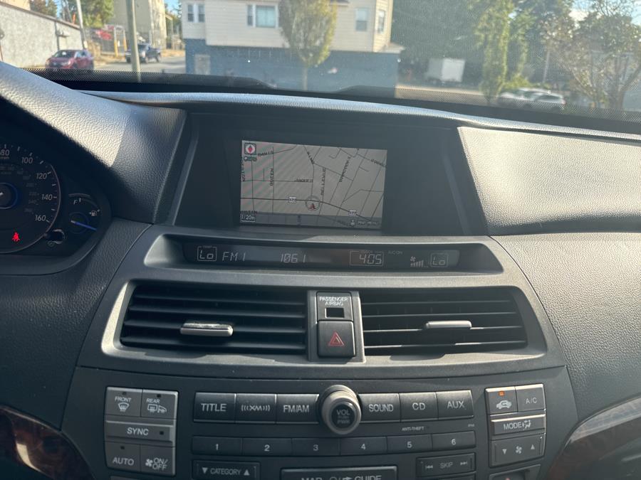 2010 Honda Accord Crosstour 4WD 5dr EX-L w/Navi, available for sale in Worcester, Massachusetts | Worcester Auto Outlet LLC. Worcester, Massachusetts 2010 Honda Accord Crosstour 4WD 5dr EX-L w/Navi, available for sale in Worcester, Massachusetts | Worcester Auto Outlet LLC. Worcester, Massachusetts