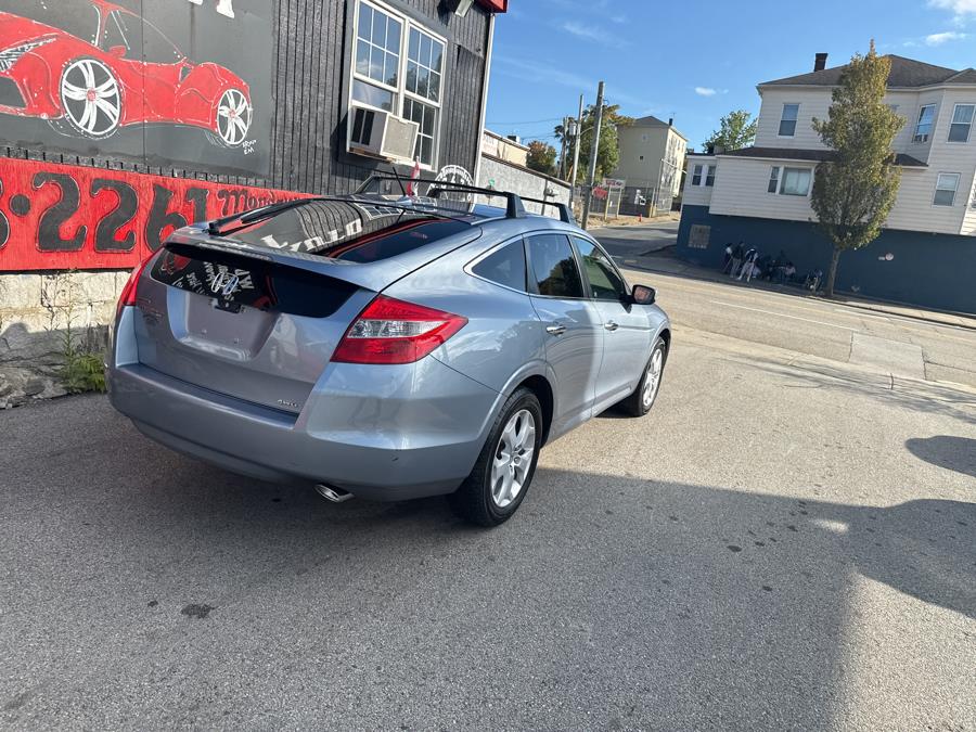 2010 Honda Accord Crosstour 4WD 5dr EX-L w/Navi, available for sale in Worcester, Massachusetts | Worcester Auto Outlet LLC. Worcester, Massachusetts 2010 Honda Accord Crosstour 4WD 5dr EX-L w/Navi, available for sale in Worcester, Massachusetts | Worcester Auto Outlet LLC. Worcester, Massachusetts