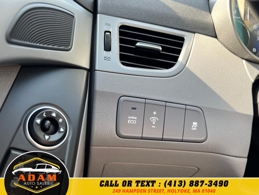 2015 Hyundai Elantra 4dr Sdn Auto Limited PZEV (Ulsan Plant), available for sale in Holyoke, Massachusetts | Adam Auto Sales. Holyoke, Massachusetts 2015 Hyundai Elantra 4dr Sdn Auto Limited PZEV (Ulsan Plant), available for sale in Holyoke, Massachusetts | Adam Auto Sales. Holyoke, Massachusetts