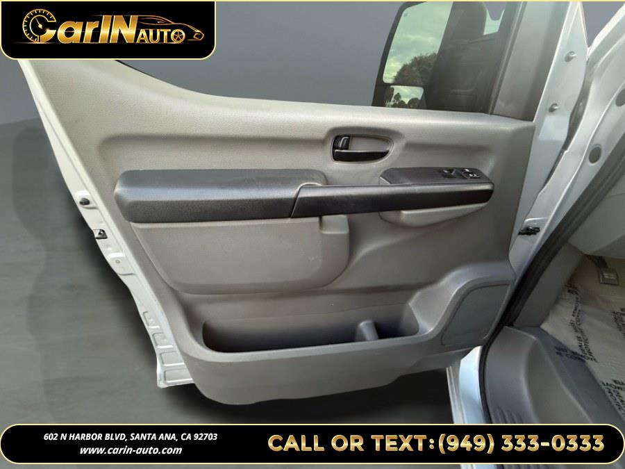 2016 Nissan NVP 3500 V8 SL, available for sale in Santa Ana, California | Carin Auto. Santa Ana, California 2016 Nissan NVP 3500 V8 SL, available for sale in Santa Ana, California | Carin Auto. Santa Ana, California