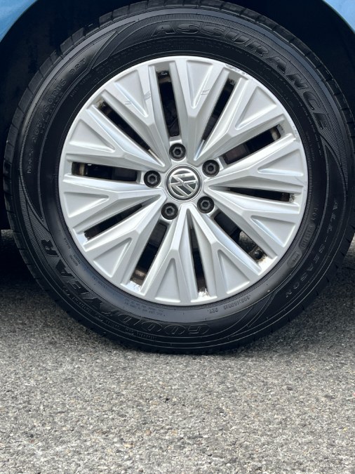 2019 Volkswagen Jetta S Manual w/SULEV, available for sale in Long Island City, New York | Luxury Of Queens. Long Island City, New York 2019 Volkswagen Jetta S Manual w/SULEV, available for sale in Long Island City, New York | Luxury Of Queens. Long Island City, New York
