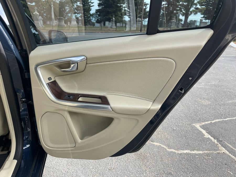 2013 Volvo S60 4dr Sdn T5 Platinum AWD, available for sale in Bloomfield, Connecticut | AXA Car Sales and Repair LLC. Bloomfield, Connecticut 2013 Volvo S60 4dr Sdn T5 Platinum AWD, available for sale in Bloomfield, Connecticut | AXA Car Sales and Repair LLC. Bloomfield, Connecticut