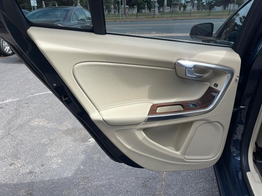 2013 Volvo S60 4dr Sdn T5 Platinum AWD, available for sale in Bloomfield, Connecticut | AXA Car Sales and Repair LLC. Bloomfield, Connecticut 2013 Volvo S60 4dr Sdn T5 Platinum AWD, available for sale in Bloomfield, Connecticut | AXA Car Sales and Repair LLC. Bloomfield, Connecticut