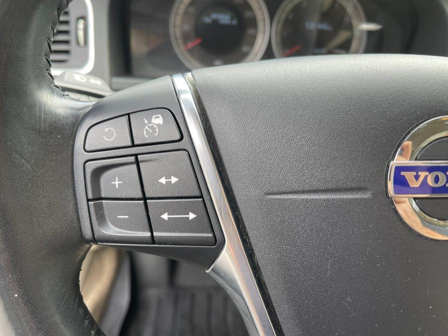 2013 Volvo S60 4dr Sdn T5 Platinum AWD, available for sale in Bloomfield, Connecticut | AXA Car Sales and Repair LLC. Bloomfield, Connecticut 2013 Volvo S60 4dr Sdn T5 Platinum AWD, available for sale in Bloomfield, Connecticut | AXA Car Sales and Repair LLC. Bloomfield, Connecticut