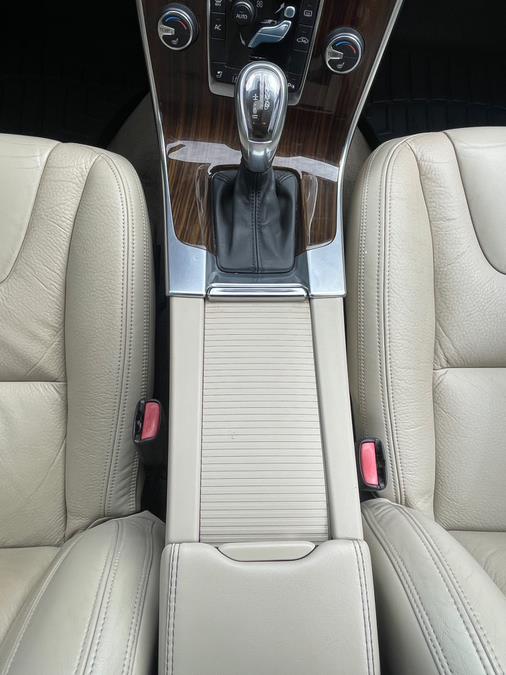 2013 Volvo S60 4dr Sdn T5 Platinum AWD, available for sale in Bloomfield, Connecticut | AXA Car Sales and Repair LLC. Bloomfield, Connecticut 2013 Volvo S60 4dr Sdn T5 Platinum AWD, available for sale in Bloomfield, Connecticut | AXA Car Sales and Repair LLC. Bloomfield, Connecticut