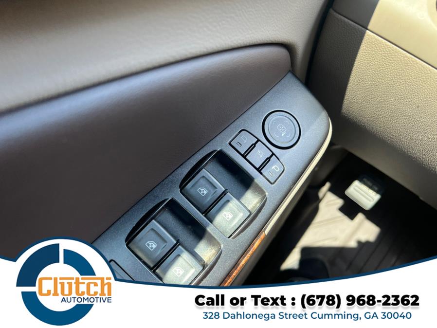 2018 Chevrolet Suburban 2WD 4dr 1500 Premier, available for sale in Cumming, Georgia | Clutch Automotive. Cumming, Georgia 2018 Chevrolet Suburban 2WD 4dr 1500 Premier, available for sale in Cumming, Georgia | Clutch Automotive. Cumming, Georgia