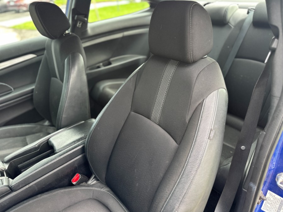 2019 Honda Civic Coupe Sport CVT, available for sale in Hollywood, Florida | Select Auto Hollywood. Hollywood, Florida 2019 Honda Civic Coupe Sport CVT, available for sale in Hollywood, Florida | Select Auto Hollywood. Hollywood, Florida