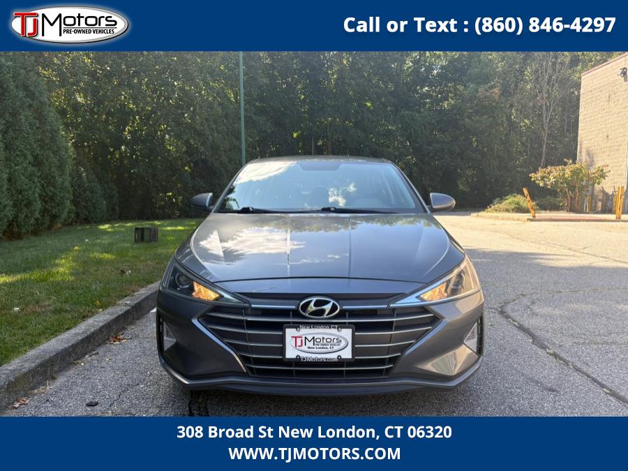 2019 Hyundai Elantra SE photo 2
