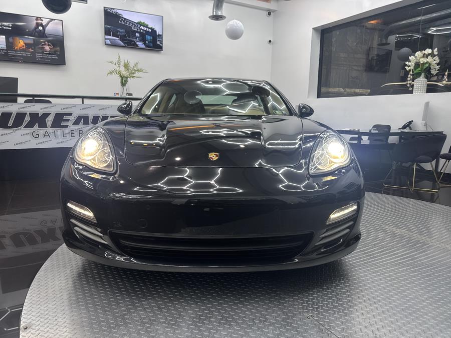 2012 Porsche Panamera