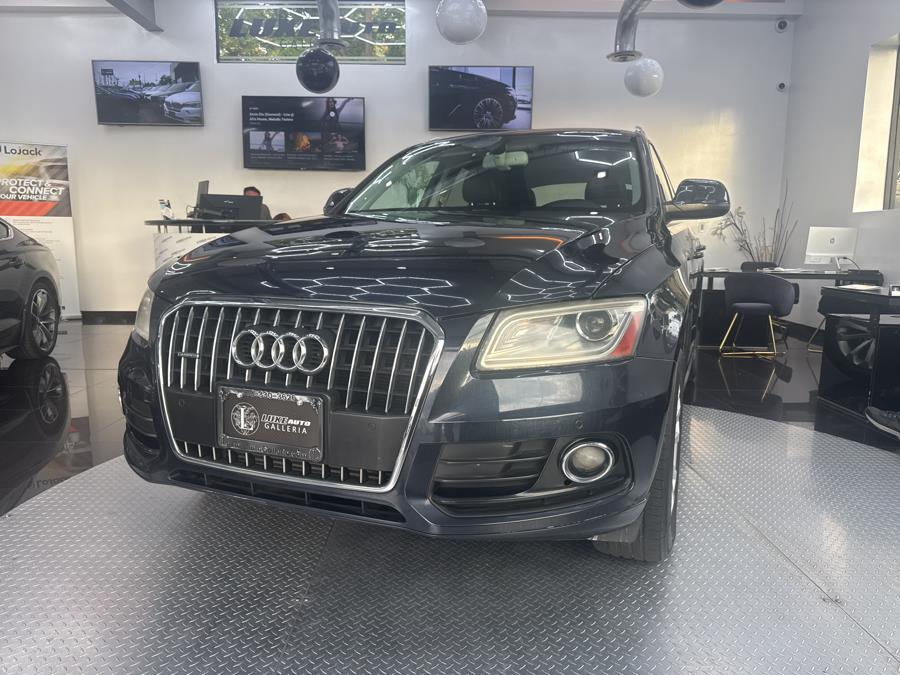 2013 Audi Q5 quattro 4dr 2.0T Premium Plus, available for sale in Jersey City, New Jersey | Luxe Auto Galleria. Jersey City, New Jersey