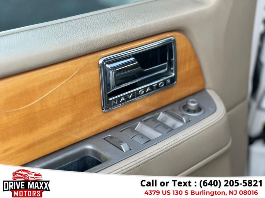 2008 Lincoln Navigator L 4WD 4dr, available for sale in Burlington, New Jersey | Drive Maxx Motors. Burlington, New Jersey 2008 Lincoln Navigator L 4WD 4dr, available for sale in Burlington, New Jersey | Drive Maxx Motors. Burlington, New Jersey