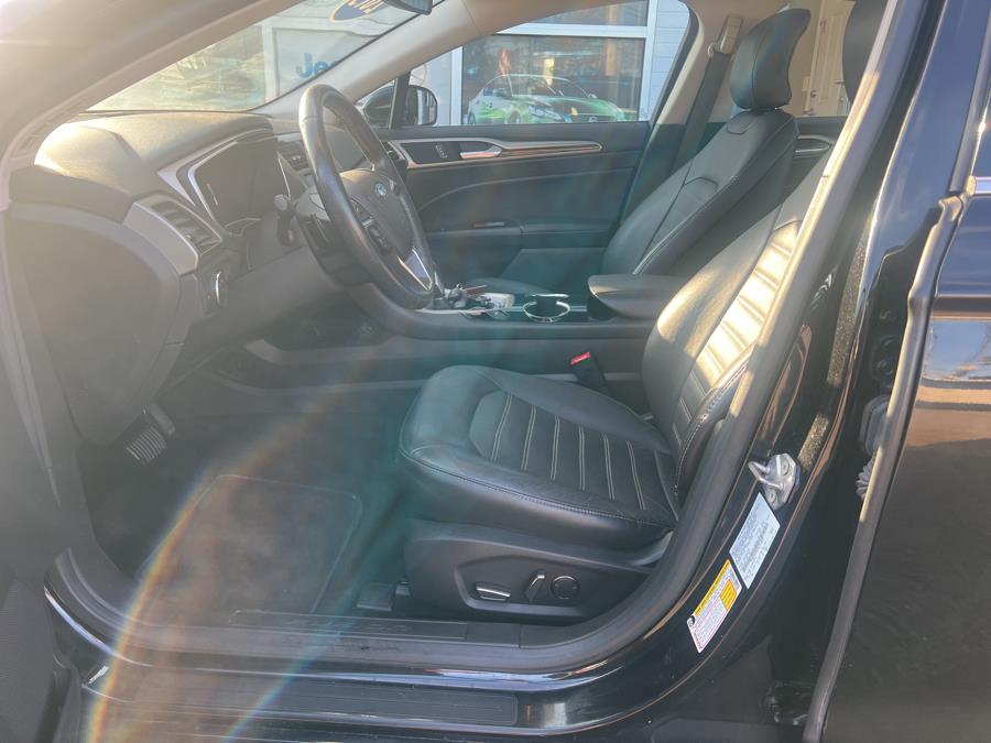 2015 Ford Fusion 4dr Sdn SE AWD, available for sale in Milford, Connecticut | Korhan LLC DBA Superior Motors. Milford, Connecticut 2015 Ford Fusion 4dr Sdn SE AWD, available for sale in Milford, Connecticut | Korhan LLC DBA Superior Motors. Milford, Connecticut