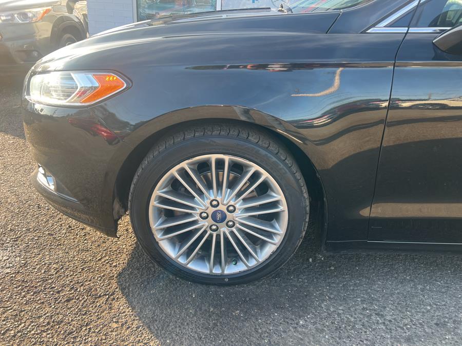 2015 Ford Fusion 4dr Sdn SE AWD, available for sale in Milford, Connecticut | Korhan LLC DBA Superior Motors. Milford, Connecticut 2015 Ford Fusion 4dr Sdn SE AWD, available for sale in Milford, Connecticut | Korhan LLC DBA Superior Motors. Milford, Connecticut