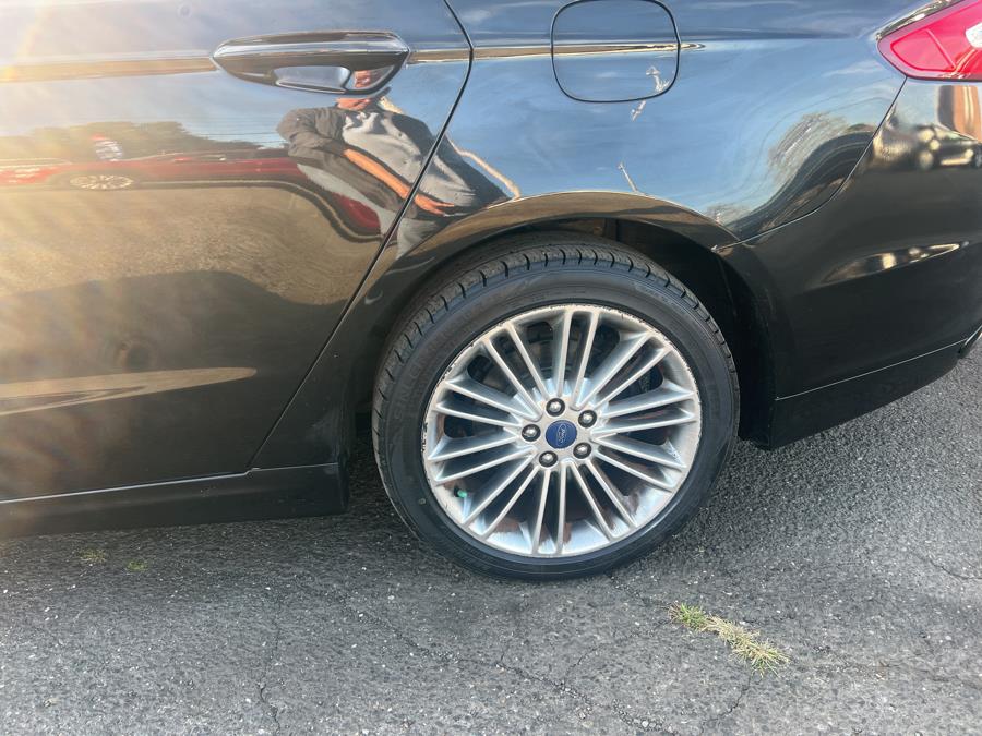 2015 Ford Fusion 4dr Sdn SE AWD, available for sale in Milford, Connecticut | Korhan LLC DBA Superior Motors. Milford, Connecticut 2015 Ford Fusion 4dr Sdn SE AWD, available for sale in Milford, Connecticut | Korhan LLC DBA Superior Motors. Milford, Connecticut