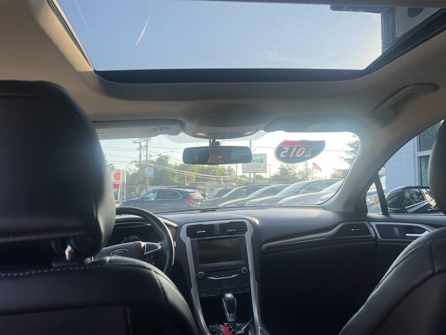2015 Ford Fusion 4dr Sdn SE AWD, available for sale in Milford, Connecticut | Korhan LLC DBA Superior Motors. Milford, Connecticut 2015 Ford Fusion 4dr Sdn SE AWD, available for sale in Milford, Connecticut | Korhan LLC DBA Superior Motors. Milford, Connecticut