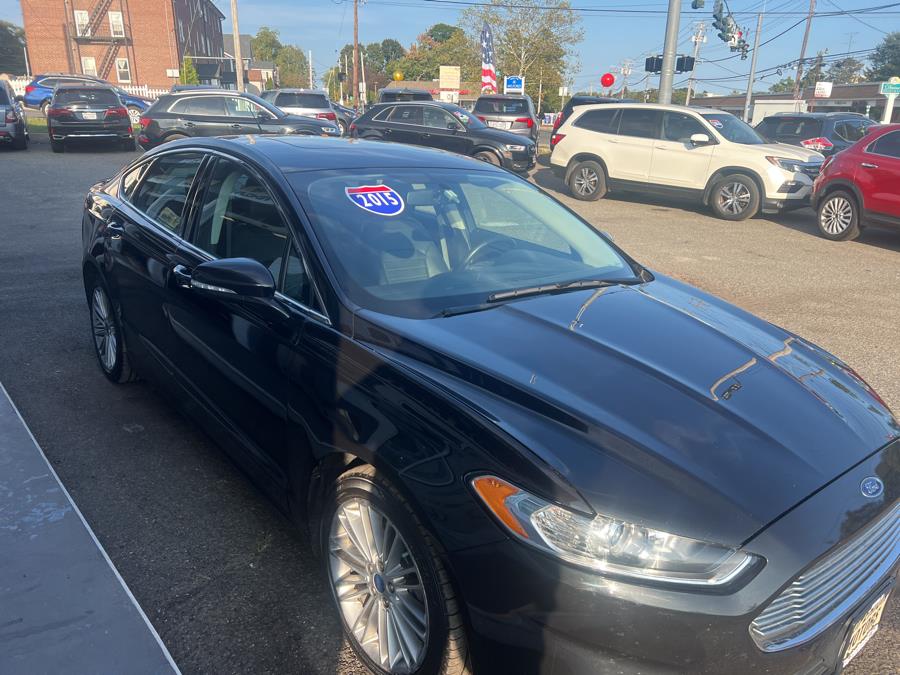 2015 Ford Fusion 4dr Sdn SE AWD, available for sale in Milford, Connecticut | Korhan LLC DBA Superior Motors. Milford, Connecticut 2015 Ford Fusion 4dr Sdn SE AWD, available for sale in Milford, Connecticut | Korhan LLC DBA Superior Motors. Milford, Connecticut