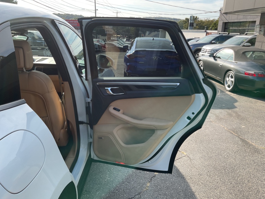 2018 Porsche Macan AWD, available for sale in Waterbury, Connecticut | Jim Juliani Motors. Waterbury, Connecticut 2018 Porsche Macan AWD, available for sale in Waterbury, Connecticut | Jim Juliani Motors. Waterbury, Connecticut