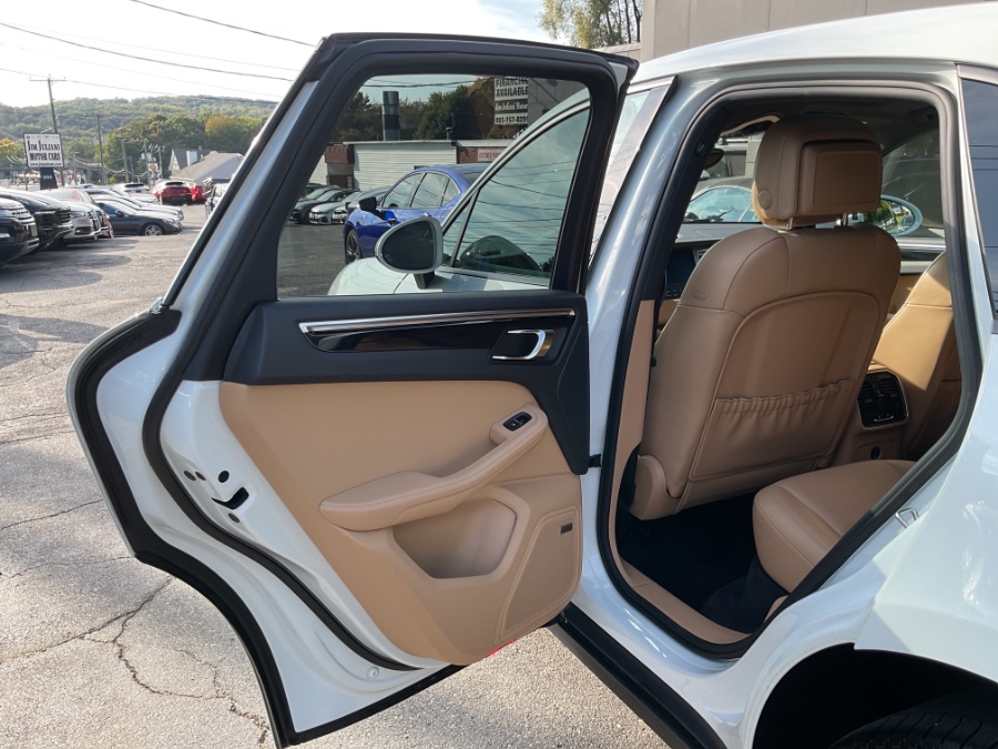 2018 Porsche Macan AWD, available for sale in Waterbury, Connecticut | Jim Juliani Motors. Waterbury, Connecticut 2018 Porsche Macan AWD, available for sale in Waterbury, Connecticut | Jim Juliani Motors. Waterbury, Connecticut