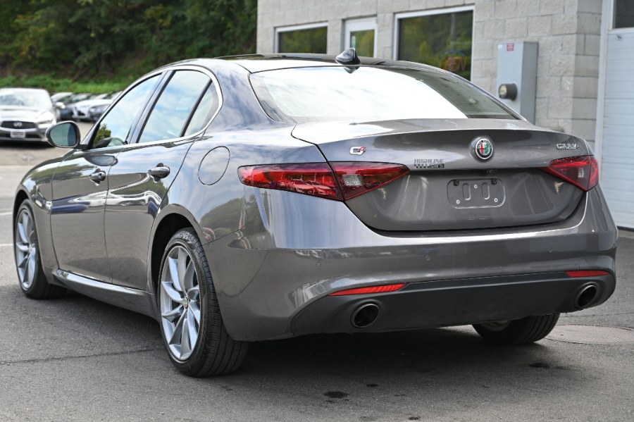 2018 Alfa Romeo Giulia (952) GIULIA photo 3