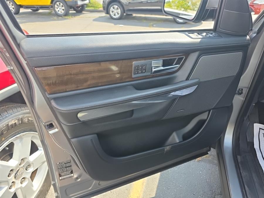 2013 Land Rover Range Rover Sport 4WD 4dr HSE, available for sale in West Haven, Connecticut | Auto Fair Inc.. West Haven, Connecticut 2013 Land Rover Range Rover Sport 4WD 4dr HSE, available for sale in West Haven, Connecticut | Auto Fair Inc.. West Haven, Connecticut