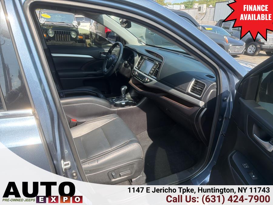 2017 Toyota Highlander XLE V6 AWD (Natl), available for sale in Huntington, New York | Auto Expo. Huntington, New York 2017 Toyota Highlander XLE V6 AWD (Natl), available for sale in Huntington, New York | Auto Expo. Huntington, New York